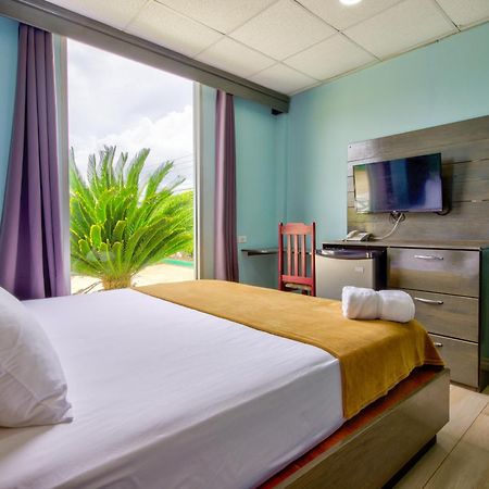 Airport Suites Hotel Piarco Exterior photo