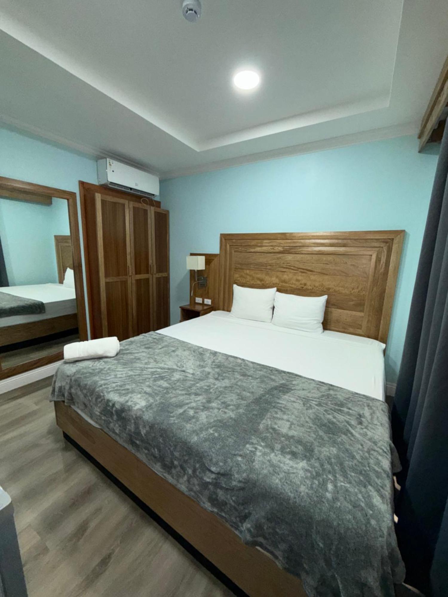 Airport Suites Hotel Piarco Exterior photo