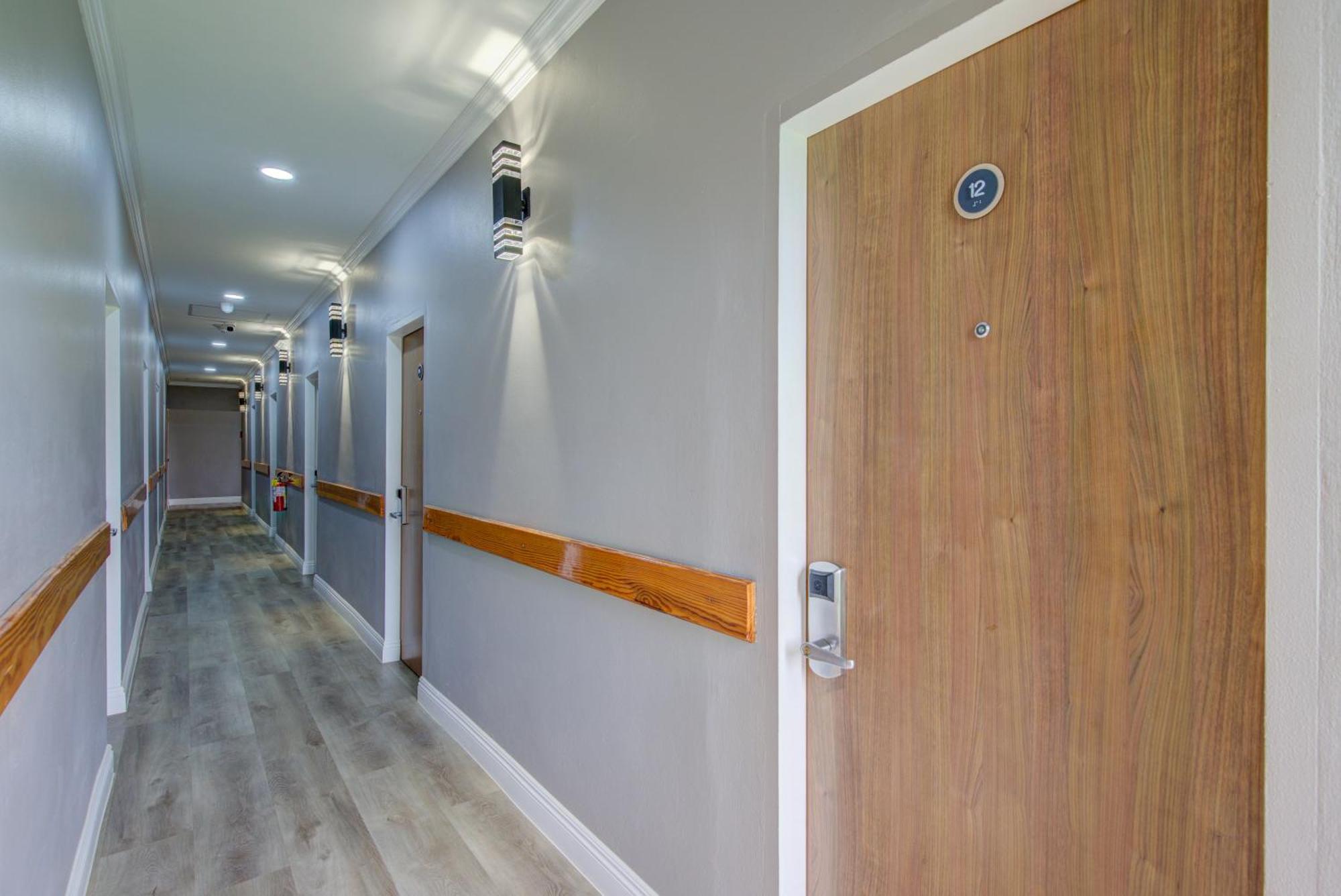 Airport Suites Hotel Piarco Exterior photo
