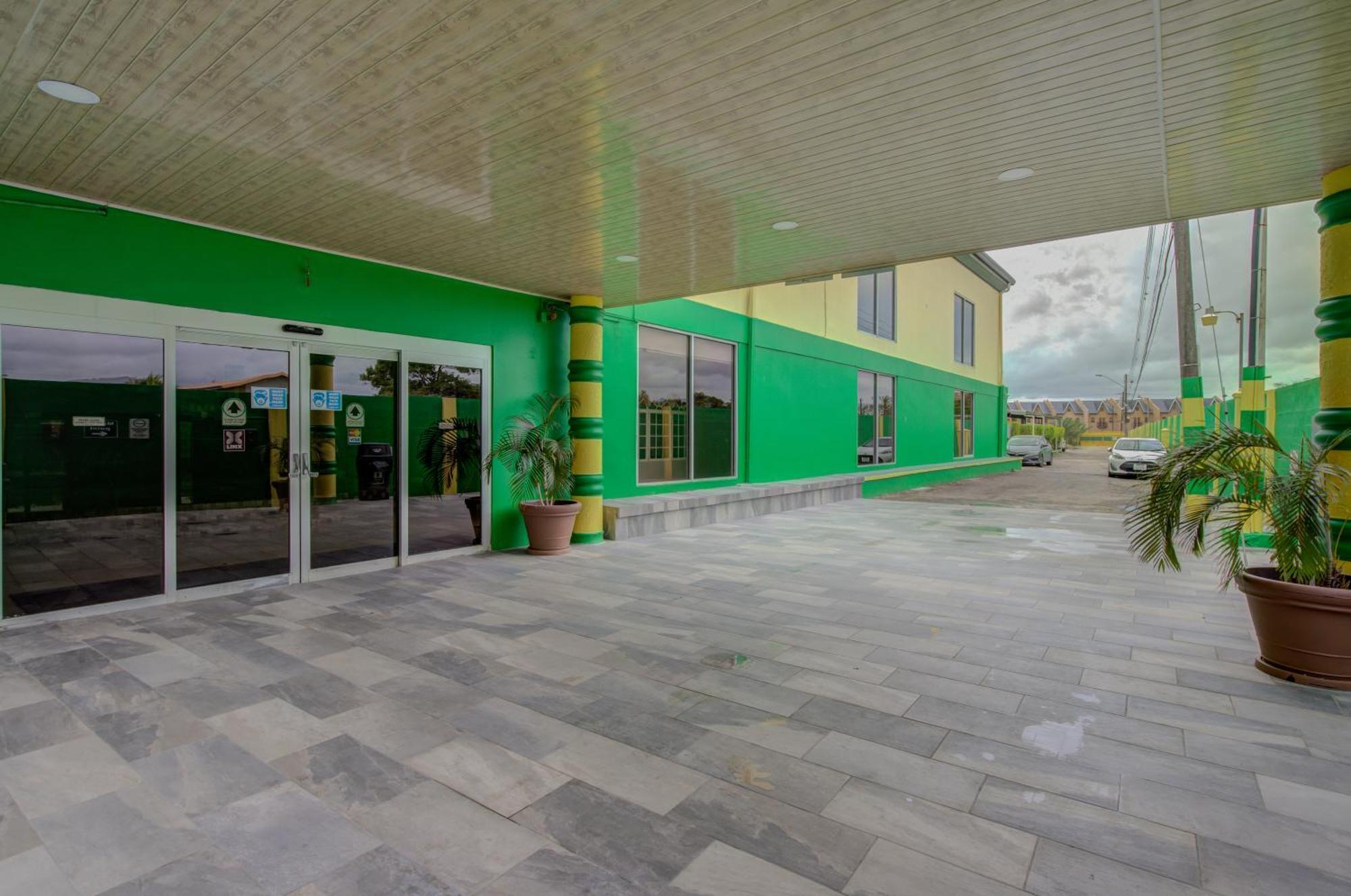 Airport Suites Hotel Piarco Exterior photo