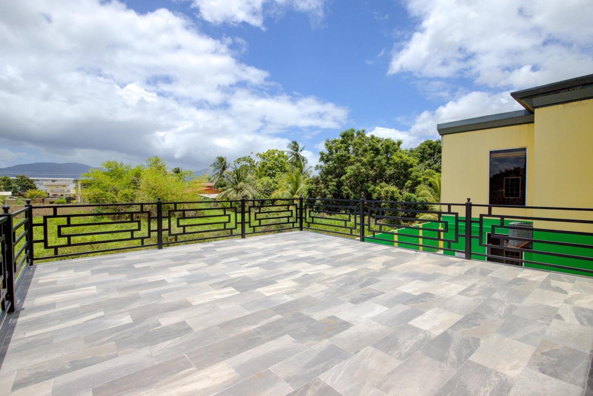 Airport Suites Hotel Piarco Exterior photo